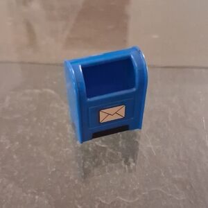 LEGO MAILBOX